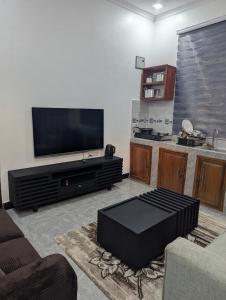 Modern 1BR Apartment in Sinza with fast WiFi