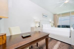 Turquoise Place C2602