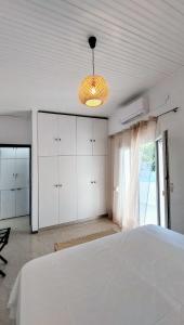 Jas Wave House