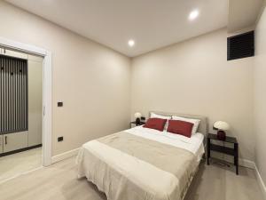 Newly Built 2BR Residence in Central Şişli