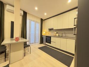 Newly Built 2BR Residence in Central Şişli