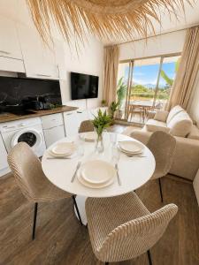 Terrace Marina Baie des Anges Walk to Beach
