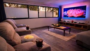 Centric house Game Room Terrace Family