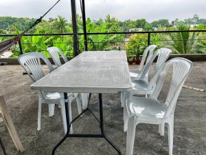 Suite completa con jardin y parqueo privado