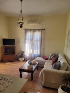 kouremenos beach house East
