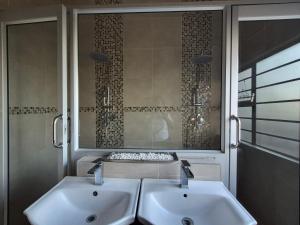 La Palma Suites Guest House