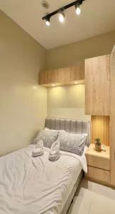 J Radiant Coast Condotel