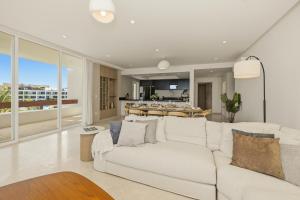 Luxury Penthouse with Oasis Private Rooftop