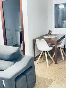 Cozy room near Nuevo Mestalla