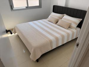 Modern apartment on the beach, Cala de Finestrat,