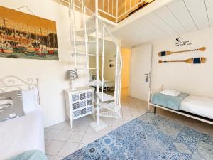 Pietrasanta Sea Villa near Forte dei Marmi with Private Pool & Park