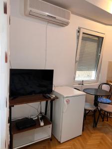 M apartment