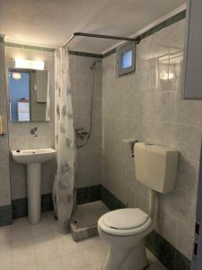 Coastal studio 10 steps from Agia Pelagia beach 1