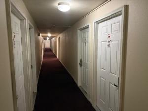 Sunshine Motel