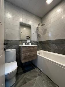 Bright Apartment near Marjanishvili Metro