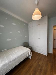 Bright Apartment near Marjanishvili Metro