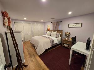 Modern Family Home in Middletown, RI- just 4 mi to Newport!