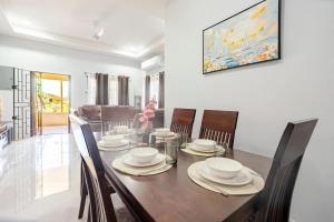 Oaks Elegant Gated Family Escape 3bed3 bath