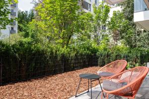 Chmielna Central Prestige Apartment by BookingHost