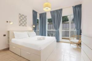 FIRST CLASS 3BR Downtown Gem Prime Location