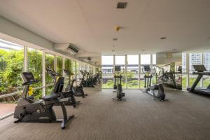 150m to BTS l Workspace l Pool and Gym l Sontana