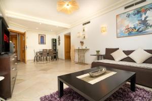 Majorelle 1 Residence 2BR - Pool - Private Parking