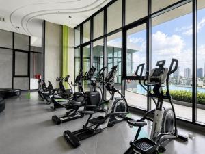 Near BTS l High-Rise Unit l Sauna