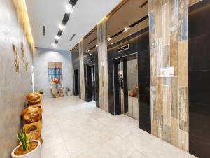 Classic Morden Retro Hotel 4 Star-4 min to JonerSt