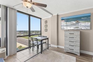 Oceanside Inn 605