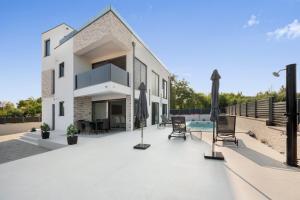 Apartments by Petar - Sun & Pool Residence