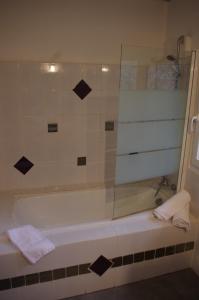 Hotels HOTEL 3 etoiles NN 