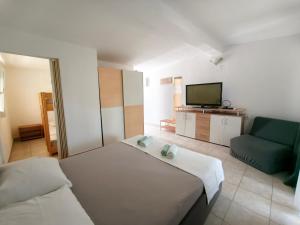 Apartments Šešo C