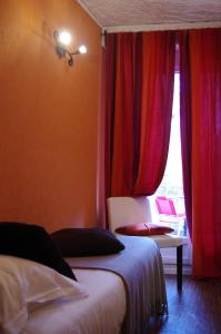 Hotels Lou Cigaloun : photos des chambres