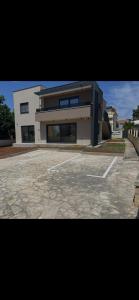 I&R Residence