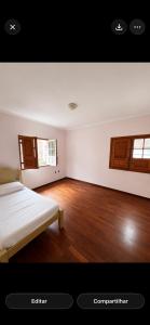 Casa no centro com vista para as montanhas