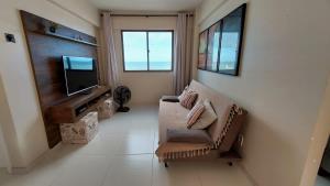 Apartamento com 2 quartos de FRENTE PARA O MAR