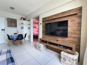 Apartamento com 2 quartos de FRENTE PARA O MAR