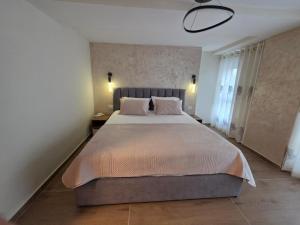 Luxury Seaside Escape 2