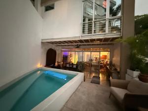 Ava 19 Stay549 Bed & Breakfast Adults Only