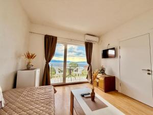 NINAS Apartments