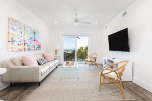 East Arctic Ave 115 - 1 Gemstone Quarters