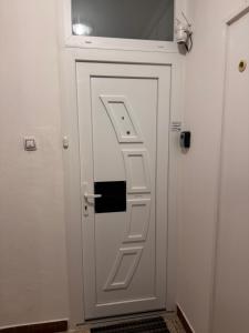 Egry Rooms