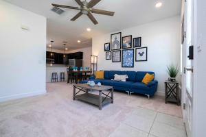 Bright 4BR w PS4 & Mickey Rooms at Holly Village 132