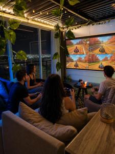 Loft mágico duerme bajo las estrellas y disfruta cine privado