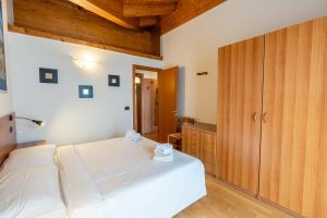 Dolomiti Ski & Green Lodge Apartment & Free Park