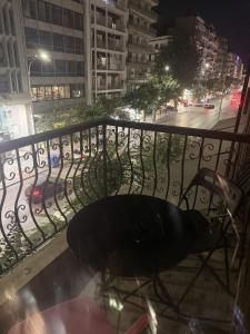Cental Cozy Apartment Tsimiski