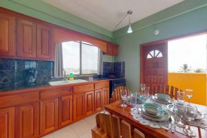 Hanna Suite #9 at Laguna Suite -Gold Standard Certified