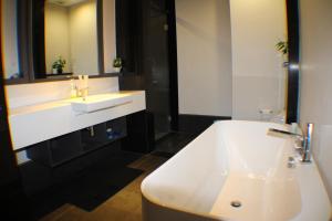 Skyline Suites KL at The Mews