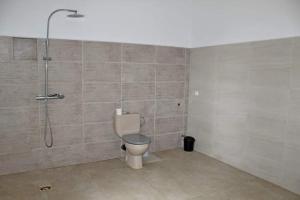 Guest House Avaradrova
