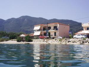 Fiona Seafront Apartments Lefkada Greece